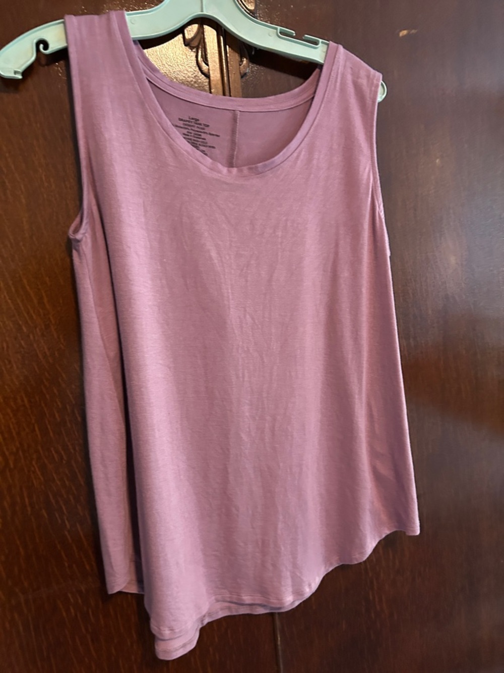 Sleeveless Scoop Neck Women’s Top in Mauve Pink
